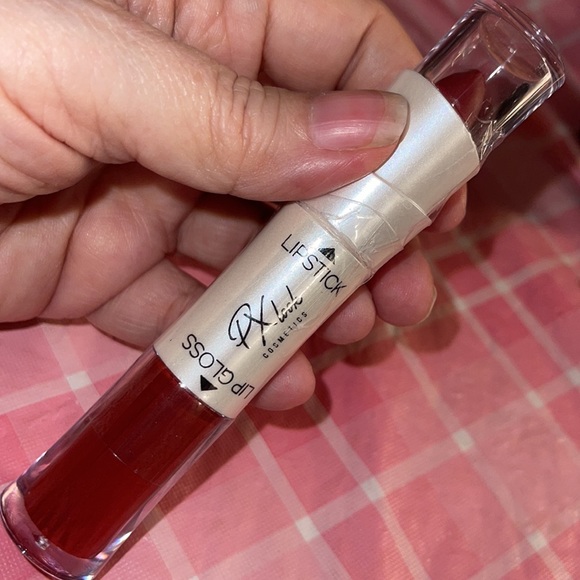 🎈SALE🎈🎀 #17.MAKEUP BUNDLE🎀 - Picture 6 of 12